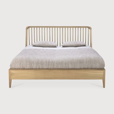 Excess stock - Ex-Display | Spindle Bed in Oak - 223092