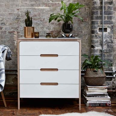 Como 4 Drawer Chest 