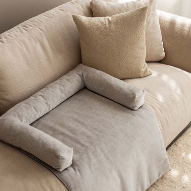 Lama Pet Bed