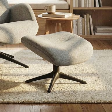 Maru Footstool
