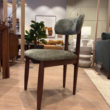 Poise Chair