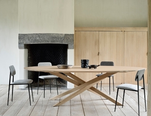 Oak Oval Dining Table By Adventures In Furniture.