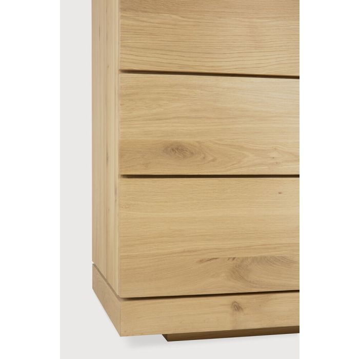 Ethnicraft Oak Burger chest of drawers 4 drawers