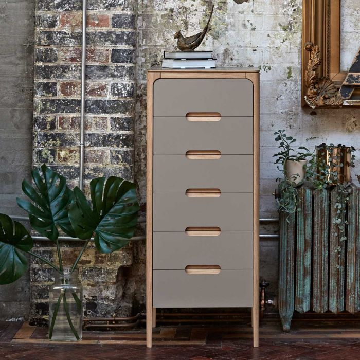Chest of narrow clearance drawers
