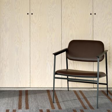 DC lounge chair - chocolate leather