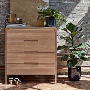 Como 4 Drawer Chest 