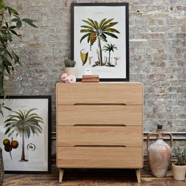 Lund Sideboard with 4 drawers